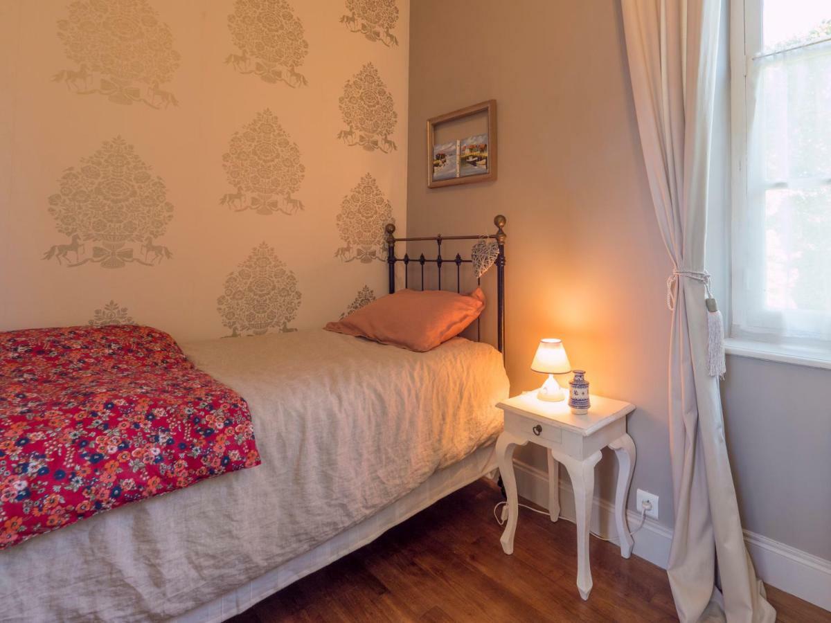 Manoir Tregont Mab Bed & Breakfast Quimper Exterior photo