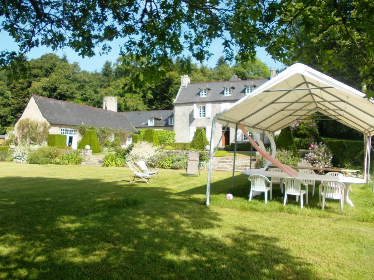 Manoir Tregont Mab Bed & Breakfast Quimper Exterior photo