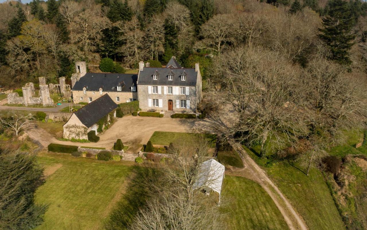 Manoir Tregont Mab Bed & Breakfast Quimper Exterior photo